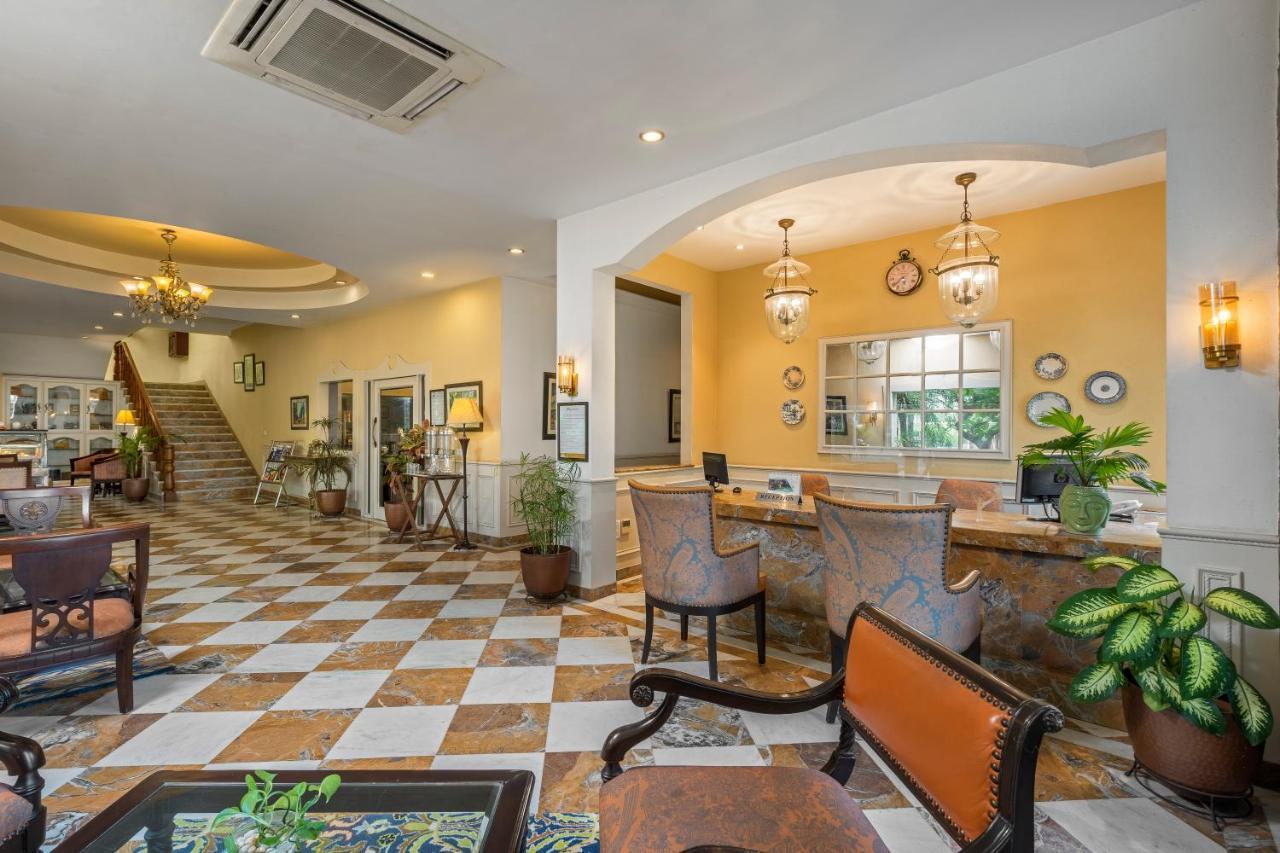 The Manor Kashipur By Leisure Hotels Exterior photo